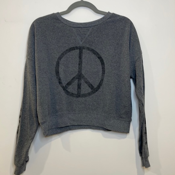Cropped peace sweatshirt - Picture 3 of 7